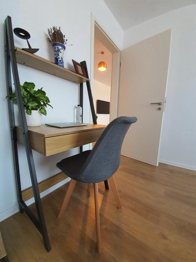 Executive Apartment Avantgarden Coresi Braşov Buitenkant foto