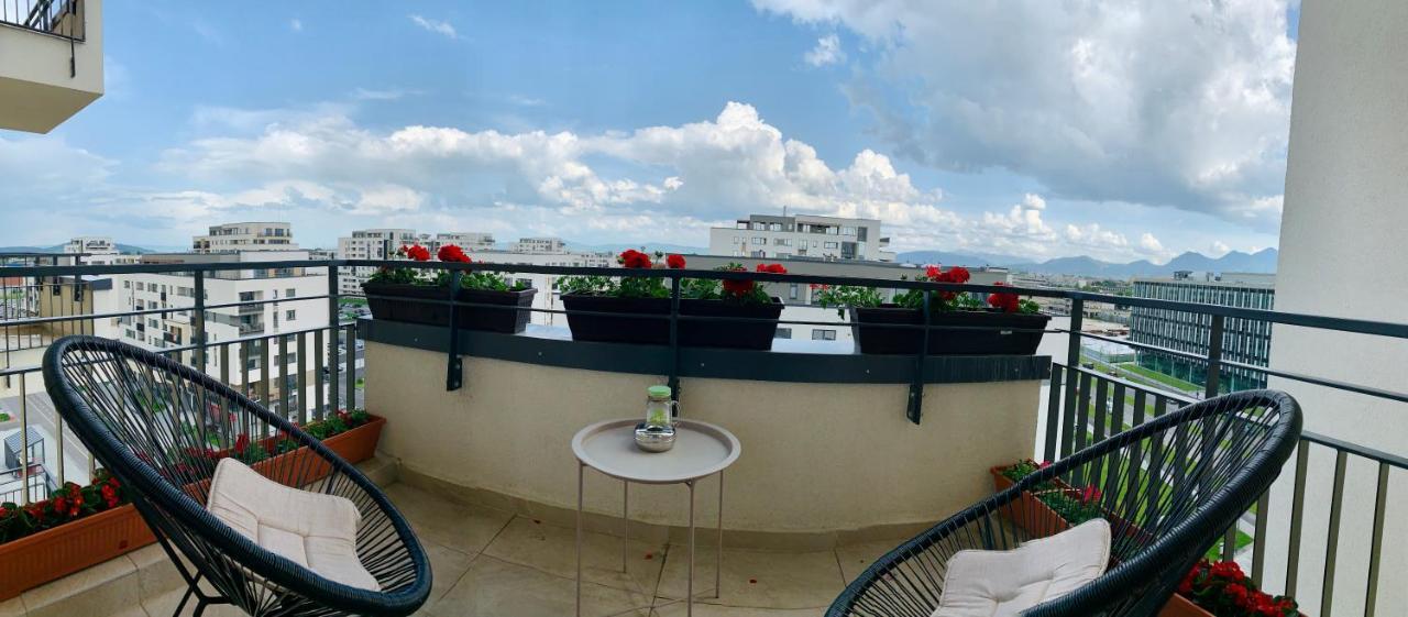 Executive Apartment Avantgarden Coresi Braşov Buitenkant foto